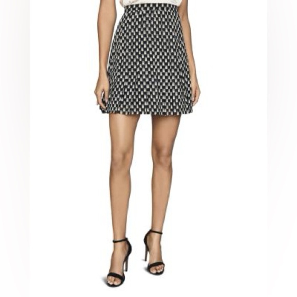REISS Vivi Black Printed Geometric Pleated Skirt Size 6
